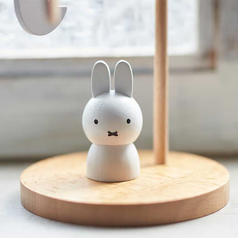 ミッフィー モビール 卓上モビール 飾り 美術館 ミュージアム miffy dick bruna ディックブルーナ うさこちゃん うさぎ 木製 木  インテリア ニチガン nichigan