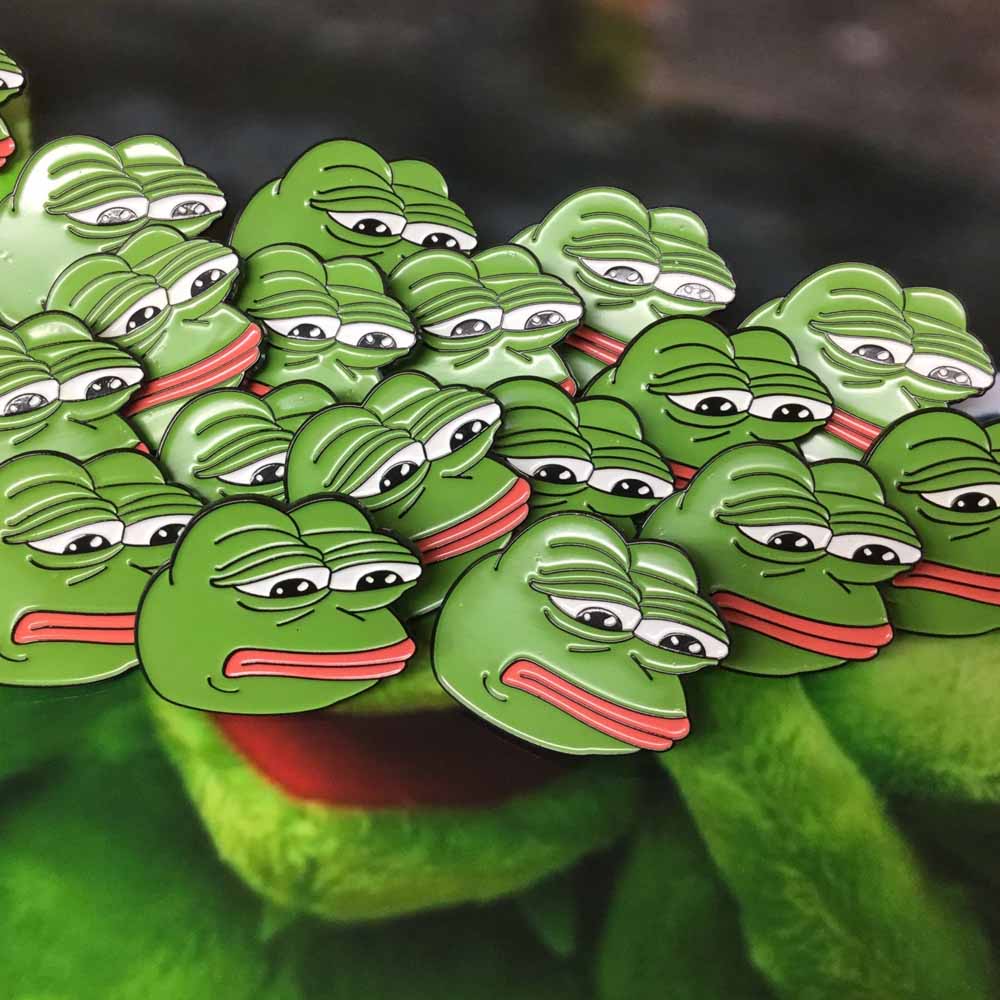 楽天市場 ピンバッジ ブローチ カエルのペペ Pepe The Frog ペペ ミーム カエル雑貨 サッドフロッグ Sad Frog 2チャンネル 4チャンネル おもしろ雑貨 ピンバッジおしゃれ Hughug