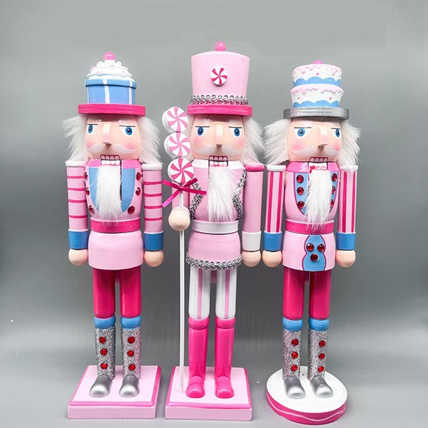 ずっきー様️ハンドメイド＊くるみ割り人形ビックサイズトートバック２個 くるみ割り人形 ザイフェナーフォルクスクンスト Seiffener Volkskunst