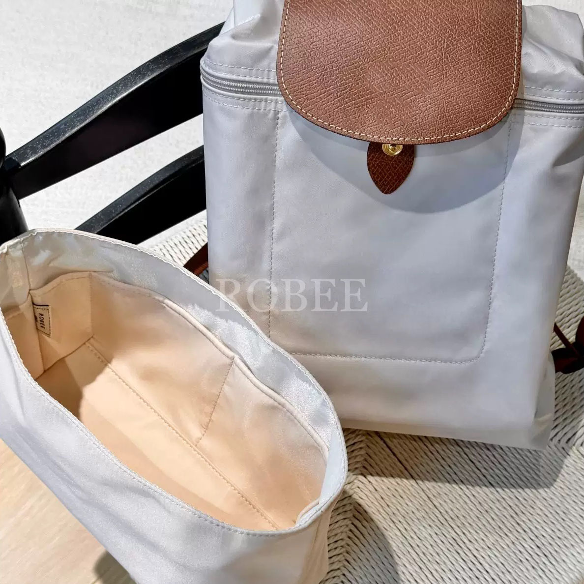 バッグインバッグ ロンシャン対応 Longchamp リュックサック対応 ナイロン 軽量 自立 インナーバッグ 小さめ 大きめ バッグの中 整理 整頓 通勤 旅行バッグ 防水 水洗可能 バッグ 内部 底 汚れ防止 ROBEE
