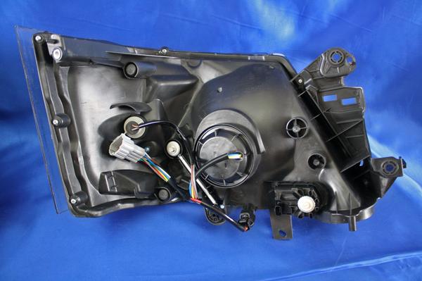 キャラバンNV350HIDタイプインナーブラックホワイトLEDヘッドライトE26