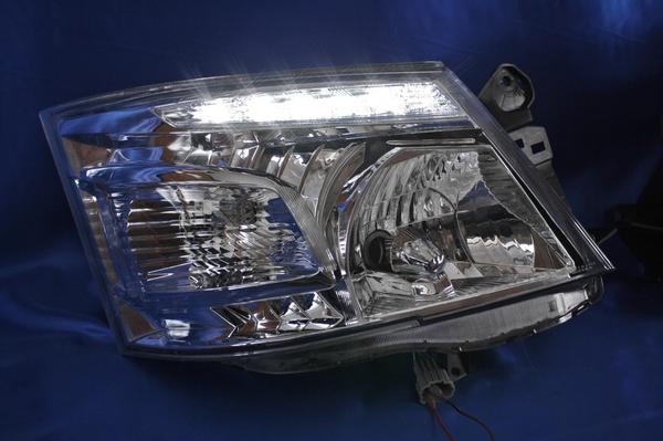 キャラバンNV350HIDタイプクリアホワイトLEDヘッドライト左右E26