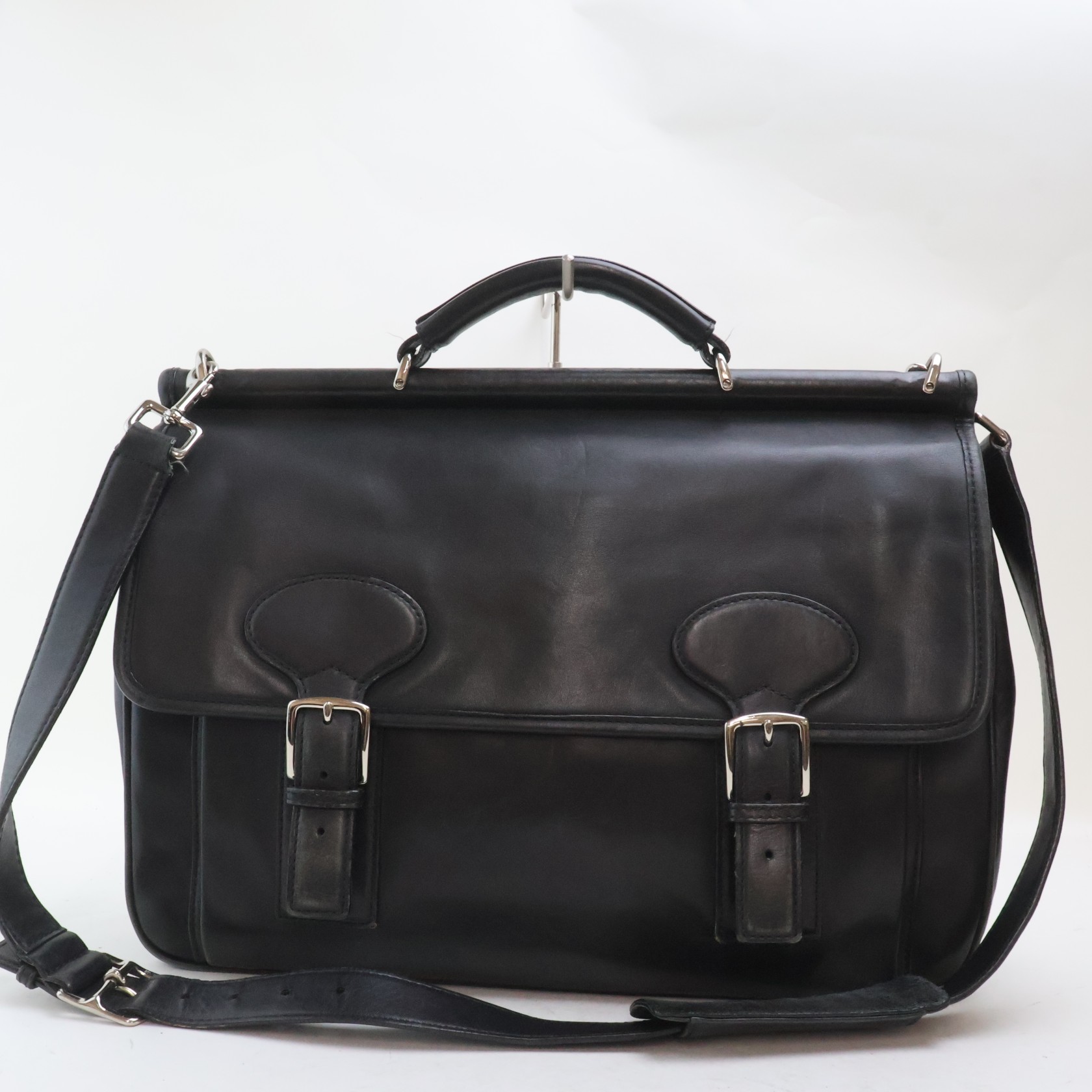【中古】2605-58 コーチ職 5235 ブリーフ容れもの 商行為御徒面子 COACH なめし革製 黒いこと 下げ翼 肩先三尺帯付き添い人
