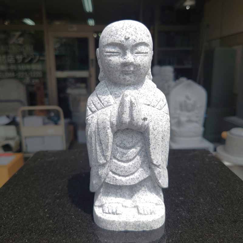 おじぞうさん おじぞうさま かわいい 癒しのお地蔵さんGZ60 高さ17cm 置物 地蔵菩薩 仏像 彫刻品 みかげ石 送料無料!|石材店サンソー