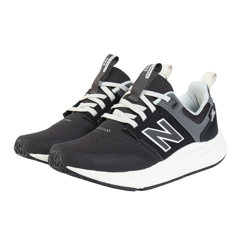 【ポイント10倍！要エントリー★4/7 00:00-4/10 01:59まで】ニューバランス（new balance）（メンズ、レディース）スニーカー スポーツシューズ DynaSoft 900 v2 U9005G9 2E