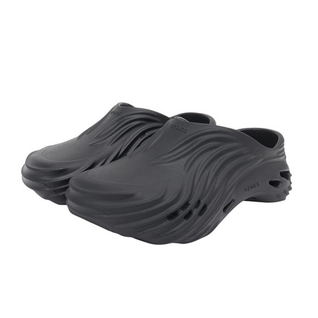 【10％OFFクーポン対象！4/16まで】クロックス（crocs）（メンズ、レディース）サンダル エコー ウェーブ Blk/Blk ブラック 210521-060 スポーツサンダル 8,316円