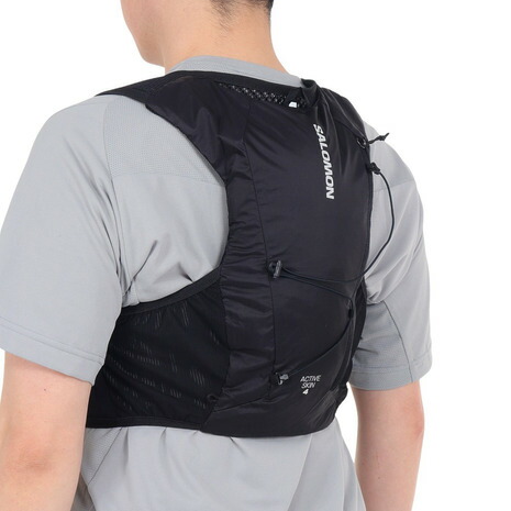 【10％OFFクーポン対象！4/30まで】サロモン（SALOMON）（メンズ、レディース）ランニングバッグ ランニングベスト フラスク付 ACTIVE SKIN 4 LC2178200