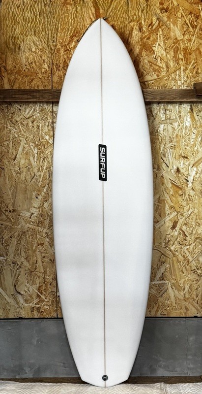 【特価、送料込みに変更可】SOLID SURF BOARDS 5'8\" 特価、送料込みに変更可】SOLID SURF BOARDS 5'8