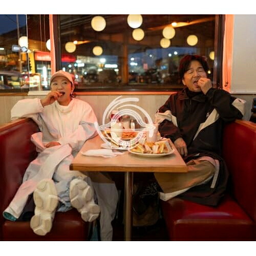 CD / DREAMS COME TRUE / THE BLACK ◯ ALBUM (CD+Blu-ray+DVD) (歌詞付/アーティスト写真B 三方背ケース) (初回限定 - アコ味 & オキナワ ライヴ盤 -) / UMCK-7301｜サプライズ2