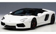 【中古】ミニカー 1/18 LAMBORGHINI AVENTADOR LP700-4 ROADSTER(ビアンコアイシス/白いこと) 「Signature」 [74969]