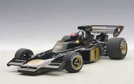 【中古】ミニカー 1/18 ロータス 72E 1973 エマーソン・フィッティパルディ ドライバーフィギュア付き #1 [87328]｜ネットショップ駿河屋　店