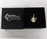 【中古】銀製品・指輪・アクセサリー(キャラクター) [単品] 凍てついた炎 特製シルバーチャーム(ペンダントトップ) 「CHRONO CROSS 20th Anniversary Live Tour 2019 RADICAL DREAMERS Yasunori Mitsuda ＆ Millennial Fair プレミアムチケット」 同梱特典