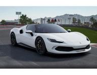 【中古】ミニカー 1/18 Ferrari 296 GTS White Cervino Carbon Fibre Wheels 容れもの無 [P18215B]