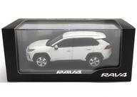 【中古】ミニカー 1/30 TOYOTA RAV4(ホワイトパールクリスタルシャイン/ADVENTURE据え付けるなし) 色つや見本用見せびらかすひな形 [070]