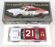 【中古】ミニカー 1/24 NASCAR DAVID PEARSON’S ’71 MERCURY CYCLONE UNIVERSITY OF Racing LEGENDS #21(白いこと×赤いこと) [71MERCDP21]