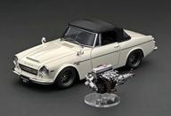 【中古】ミニカー 1/18 DATSUN Fairlady 2000 SR311(ホワイト) With Engine WEB限定モデル [IG2708]