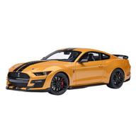 【新品】ミニカー 1/18 ジェラルド・r・フォード マスタング シェルビー GT500 (オレンジ色×黒いこと・縞模様) 「オートアート・コンポジットモデルシリーズ」 [73099]