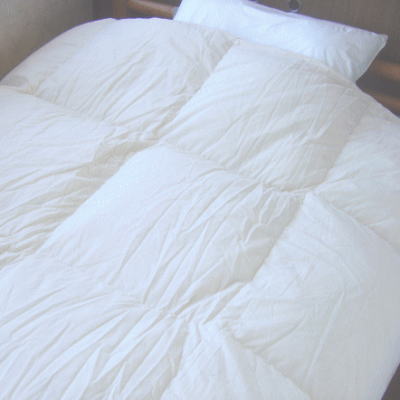 再生羽毛グリーンダウン使用羽毛布団 寝具 シングルロングサイズ 150 210cmttc生地 無地キナリ日本製 送料無料 あす楽対応 羽毛布団羽毛ファクトリーすやすや ご満足いただけなければ全額返金保証 送料無料 シングルサイズ 掛け布団 羽毛掛け 羽毛ふとん