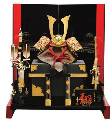 貨物輸送無料 東玉作 五月あやつり人形 10号兜 木製平台飾りつけ 【飛燕】 〈5月あやつり人形出し飾りつけ かぶとかざり 兜平飾りつけ 甲冑飾りつけ 兜仕かける お節句飾りつけ 端午の節句 初節句御祝い お子さんの日 五月五日 5月5日不死化日 通信販売〉