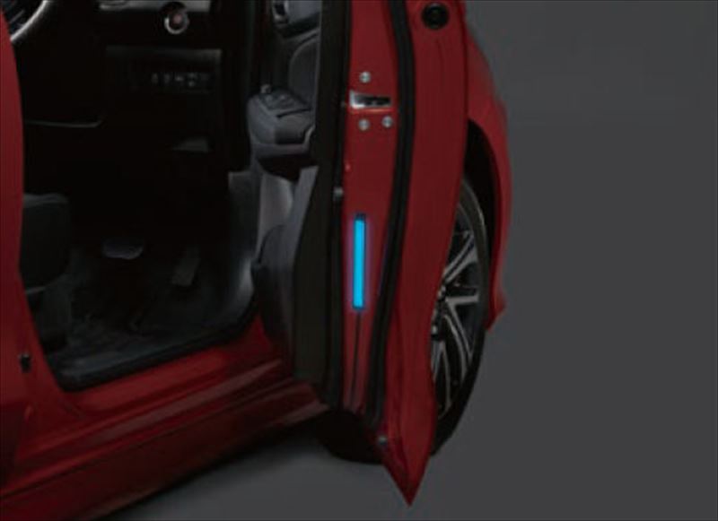 『スイフト』 純正 ZC43 ZC53 ZC83 ZD43 ZD53 ZD83 セーフティーLEDイルミネーション ※フロント左右セット パーツ スズキ純正部品 オプション アクセサリー 用品