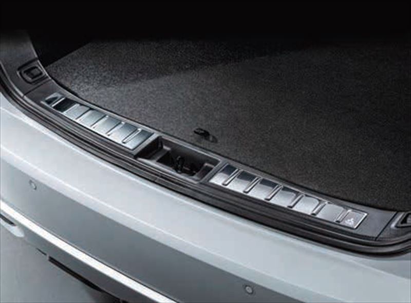 一部予約販売 アウトランダーPHEV リヤバンパープレート 三菱純正部品