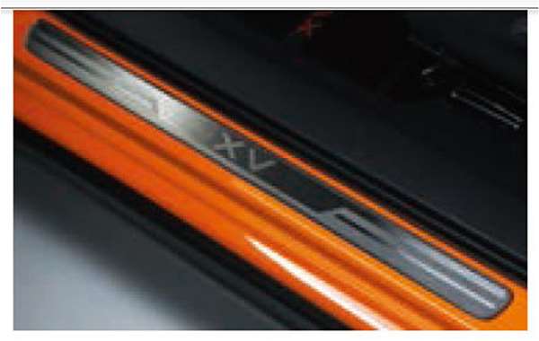 『XV』 純正 GT3 GT7 フロントサイドシルプレート（XV） フロント左右セット パーツ スバル純正部品 ステップ 保護 プレート オプション アクセサリー 用品｜株式会社　スズキモータース