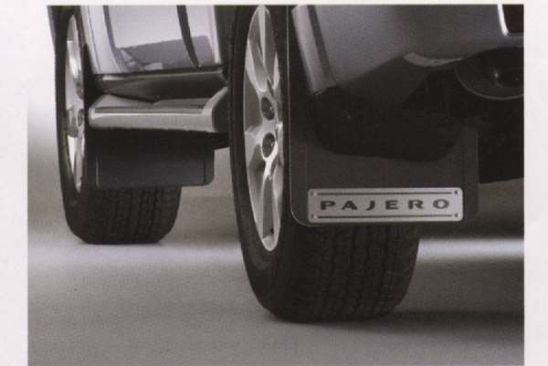 『パジェロ』 純正 V98W V97W V93W マッドフラップ（アルミプレート仕様） パーツ 三菱純正部品 マッドガード マットガード 泥よけ PAJERO オプション アクセサリー 用品