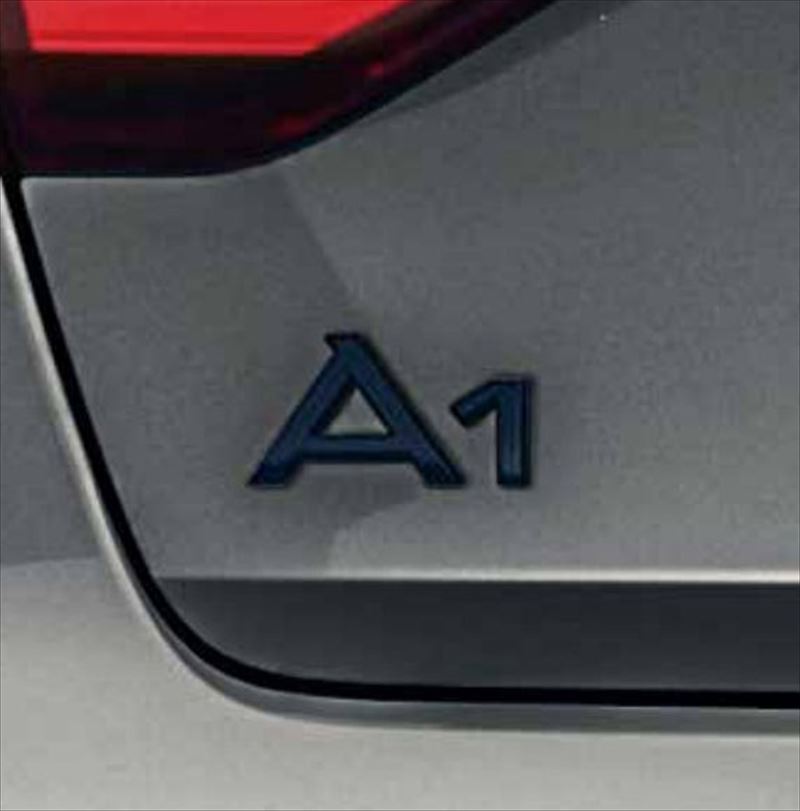 『A1』 純正 GBDKL A1ブラックエンブレム パーツ アウディ純正部品 ドレスアップ ワンポイント オプション アクセサリー 用品