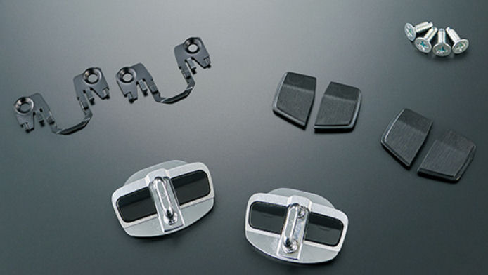 GR PARTS ドアスタビライザー ※１セット２枚入り ※１台分は２セット必要 MS304-00005 クラウン用 トヨタ 14,847円