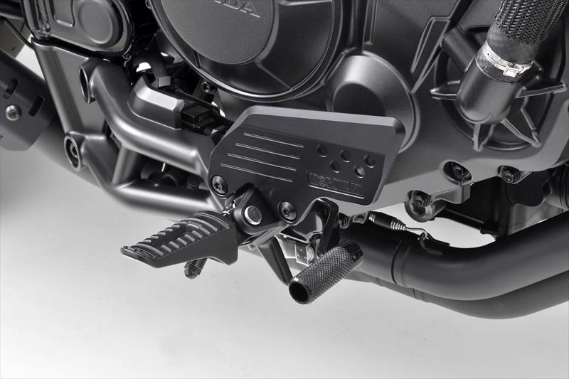 『Rebel 1100 T DCT』 SC83 社外品 モリワキ ステップホールドプレート ※左右セット ※ブラックアルマイト仕上げ HONDA_2輪 パーツ オプション アクセサリー 用品