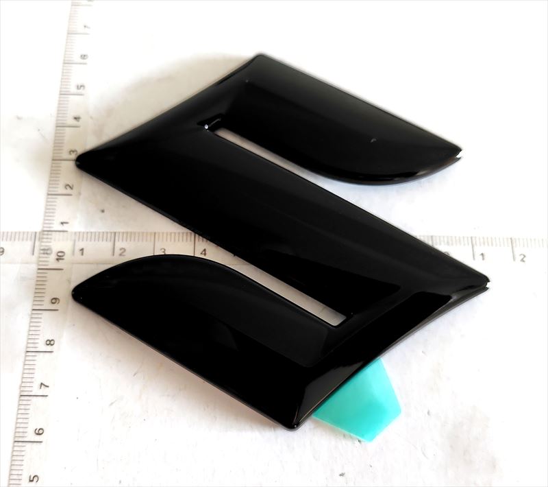 【楽天市場】エンブレムブラック のみ 99239-59S20-BK4 スズキ(修理)純正部品：株式会社 スズキモータース
