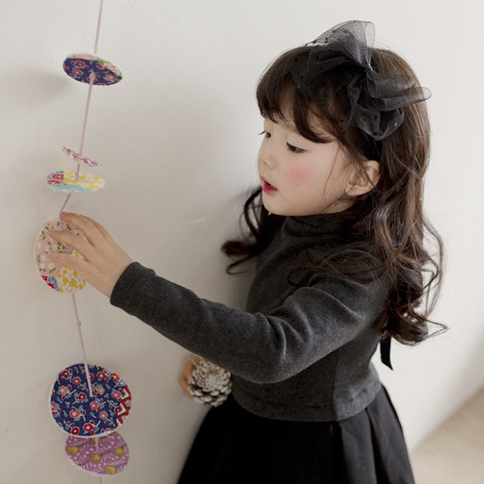 楽天市場 韓国子供服 フォーマル バックリボン バブルスカートワンピース 110cm 1cm 130cm 140cm 150cm 160cm フォーマルワンピース 長袖 ブラック グレーフォーマル リボン 入園入学 子供スーツ 女の子 入学式 女の子 発表会 結婚式 入園スーツ 七五三 発表会 楽天市場 韓国子供服 フォーマル バックリボン バブルスカートワンピース 110cm 1cm 130cm 140cm 150cm 160cm フォーマルワンピース 長袖 ブラック グレーフォーマル リボン 入園入学 子供スーツ 女の子 入学式 女の子 発表会 結婚式 入園スーツ 七五三 発表会