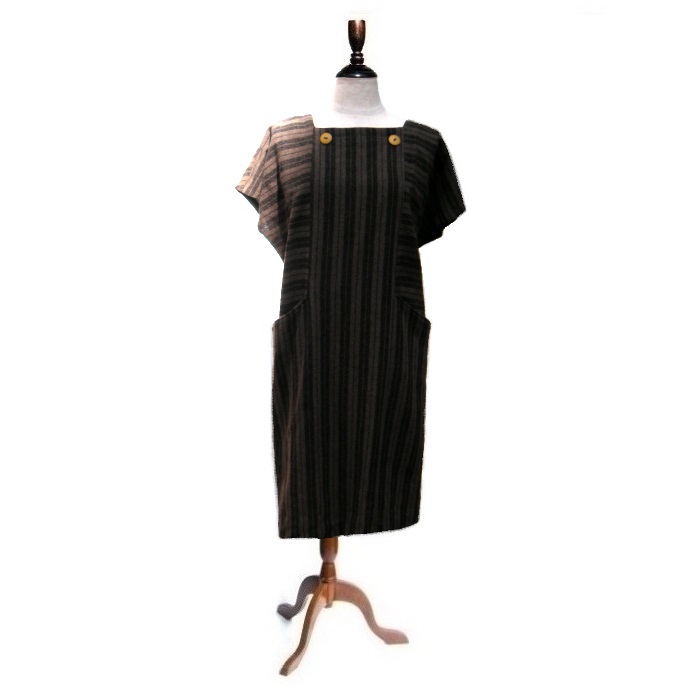 ■日本製 ストライプバッククロスワンピース■ワンピースレディース/ストライプ/婦人服 ワンピース/レディース ワンピース/大きいサイズ/ゆったりサイズ/チュニック/秋/冬/半袖ワンピース/シンプル/婦人服/カジュアル/ファッション/ブラウン/茶色/毛混/ウール/暖かい/防寒｜SUZULOJA　鈴屋店