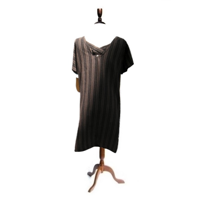 楽天市場 日本製 ストライプバッククロスワンピース ワンピースレディース ストライプ 婦人服 ワンピース レディース ワンピース 大きいサイズ ゆったりサイズ チュニック 秋 冬 半袖ワンピース シンプル 婦人服 カジュアル ファッション ブラウン 茶色 毛混 ウール