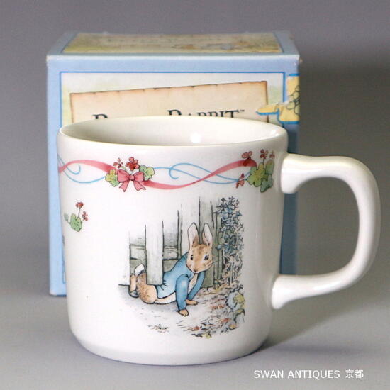 ウェッジウッド Wedgwood ピーターラビット 新目じるし 連合王国製 ビーカー カップ  未当て嵌める 箱付き添い人