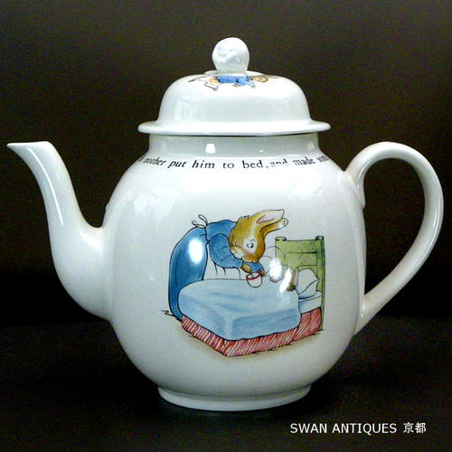 ウェッジウッド Wedgwood ピーターラビット 旧目じるし 連合王国製 ティーポット 未当て嵌める