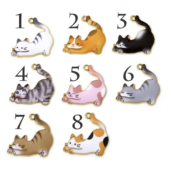 じゃれねこちゃん・ぐでねこちゃんチャーム　紫陽花① 172】ぐでねこちゃん・じゃれねこちゃん レジンパーツ さばとら×紫陽花