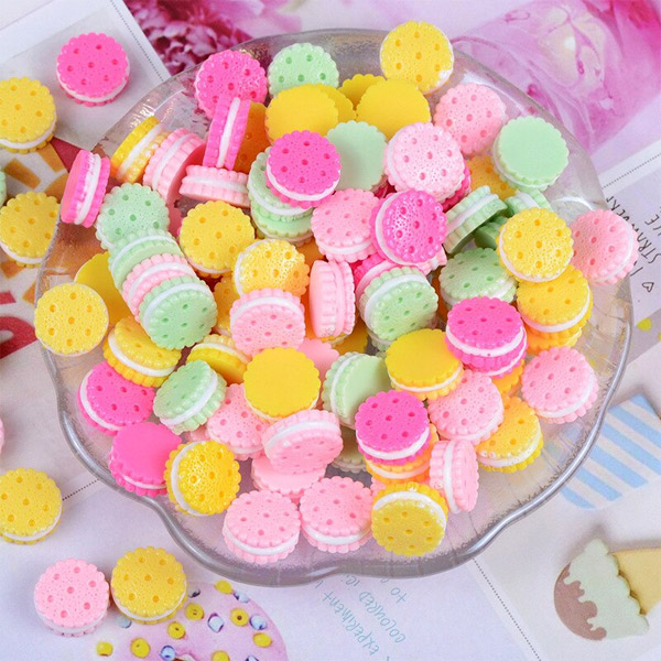 楽天市場】三角形の穴あきチーズ 5個セット☆スイーツデコパーツ