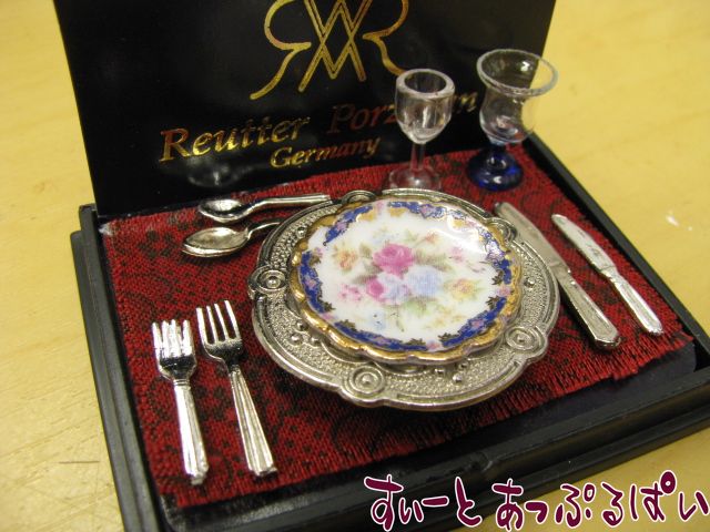 楽天市場】ミニチュア ロイターポーセリン ケーキエタジェア