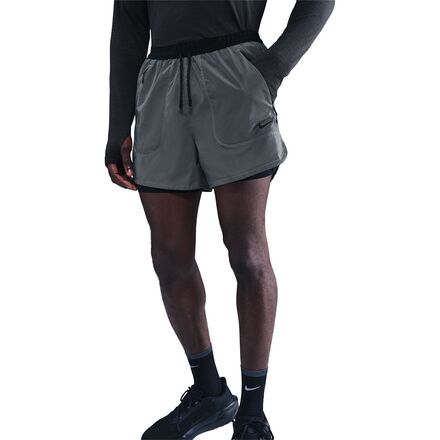 (取寄) ナイキ メンズ リフレクト 4インチ 2イン1 ショート - メンズ Nike men Reflect 4in 2-in-1 Short - Men's Black/Reflective Silv|スウィートラグ