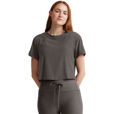 (取寄) ビヨンドヨガ レディース フェザーウェイト シュプリーム クロップド T-シャツ - ウィメンズ Beyond Yoga women Featherweight Supreme Cropped T-Shirt - Women's True Gray Heather|スウィートラグ