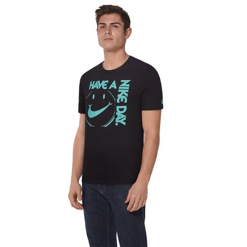 have a nike day shirts