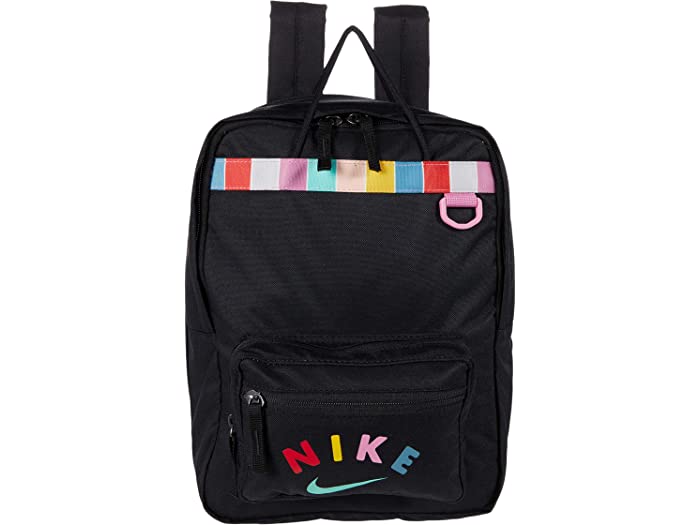 取寄 ナイキ タンジュン リュック リトル キッズ ビッグ キッズ Nike Kids Tanjun Backpack Little Kids Big Kids Black Magic Flamingo Emerald Rise Nike ナイキ ルックザック バックパック カバン 商標 Bag フィットネス 教育 ファッション 運動競技 快適