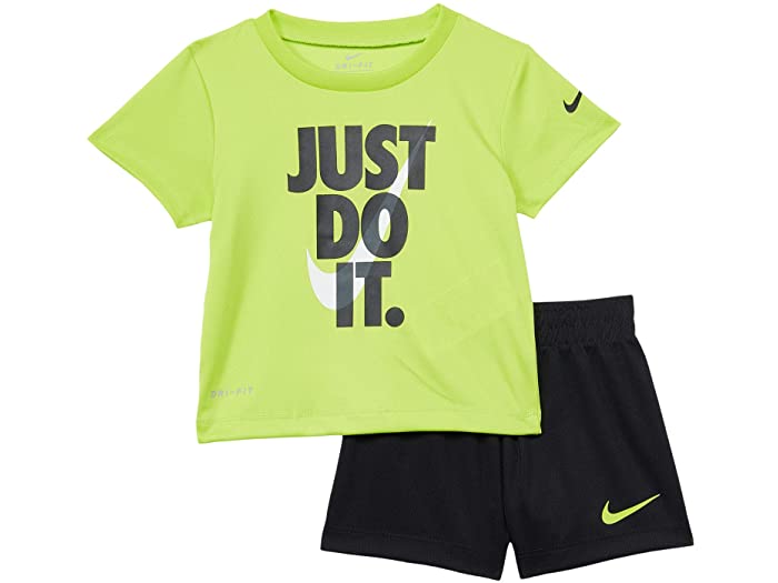 取寄 ナイキ ジャスト ドゥ イット グラフィック Tプルオーバー アンド ショートパンツ ツー破片 背景 インファント Nike Kids Just Do It Graphic T Shirt And Shorts Two Piece Set Infant Black Cyber Nike ナイキ キッズ 上下セット トップス ズボン下 和郎