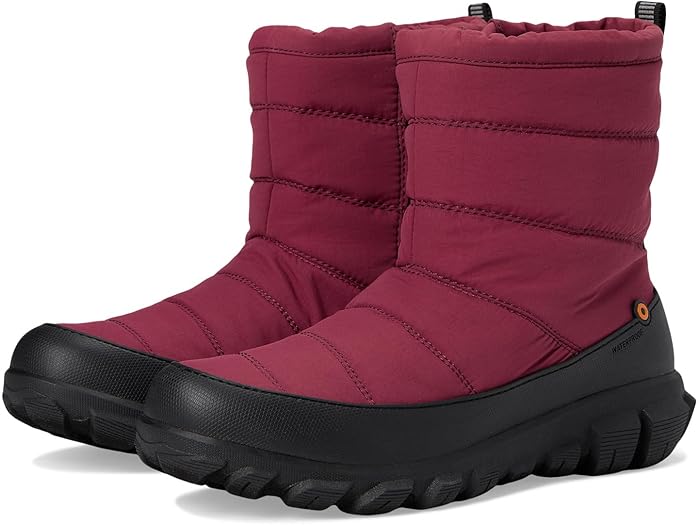 (取寄) ボグス レディース シーダー キルト Bogs women Cedar Quilt Garnet
