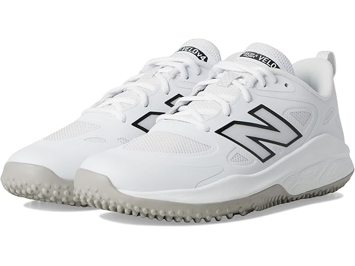 (取寄) ニューバランス スニーカー レディース フレッシュ フォーム ターフ-トレーナー ソフトボール クリーツ New Balance women Fresh Foam Velov4 Turf-Trainer Softball Cleats White/Black