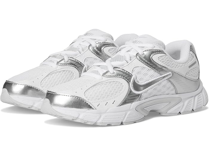 (取寄) ナイキ キッズ ボーイズ v5 RNR (ビッグ キッド) Nike Kids boys V5 RNR (Big Kid) White/Metallic Silver/Pure Platinum 19,987円