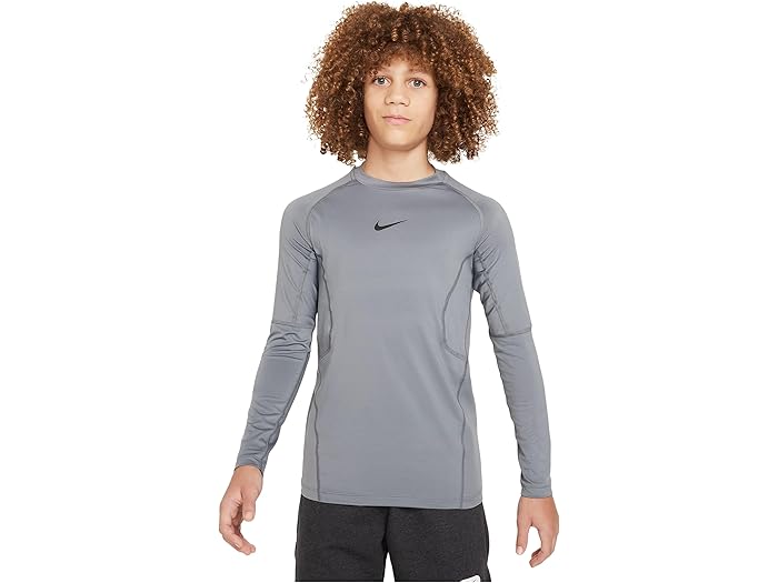 (取寄) ナイキ キッズ ボーイズ プロ ドライ-フィット ロング スリーブ トップ (リトル キッド/ビッグ キッド) Nike Kids boys Pro Dri-fit Long Sleeve Top (Little Kid/Big Kid) Smoke Grey/Black 8,421円