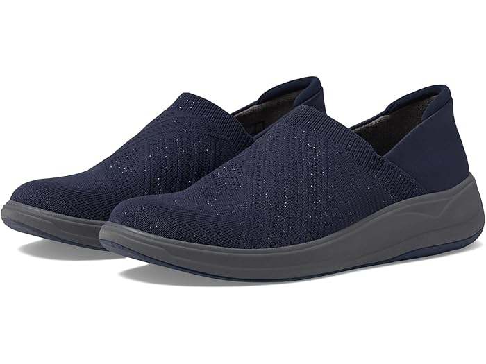 (取寄) ビジーズ レディース トライアンフ Bzees women Triumph Navy Fabric 18,808円