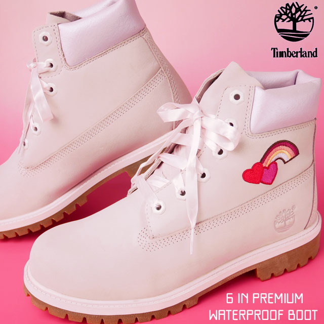 国際ブランド 楽天市場 あす楽 送料無料 ティンバーランド ブーツ ジュニア キッズ レディース 革靴 プレミアム 6インチ ウォータープルーフ ブーツ 防水 ハート ライトピンク レインボー 虹 ヌバックレザー 本革レースアップブーツ 編み上げブーツ サテン